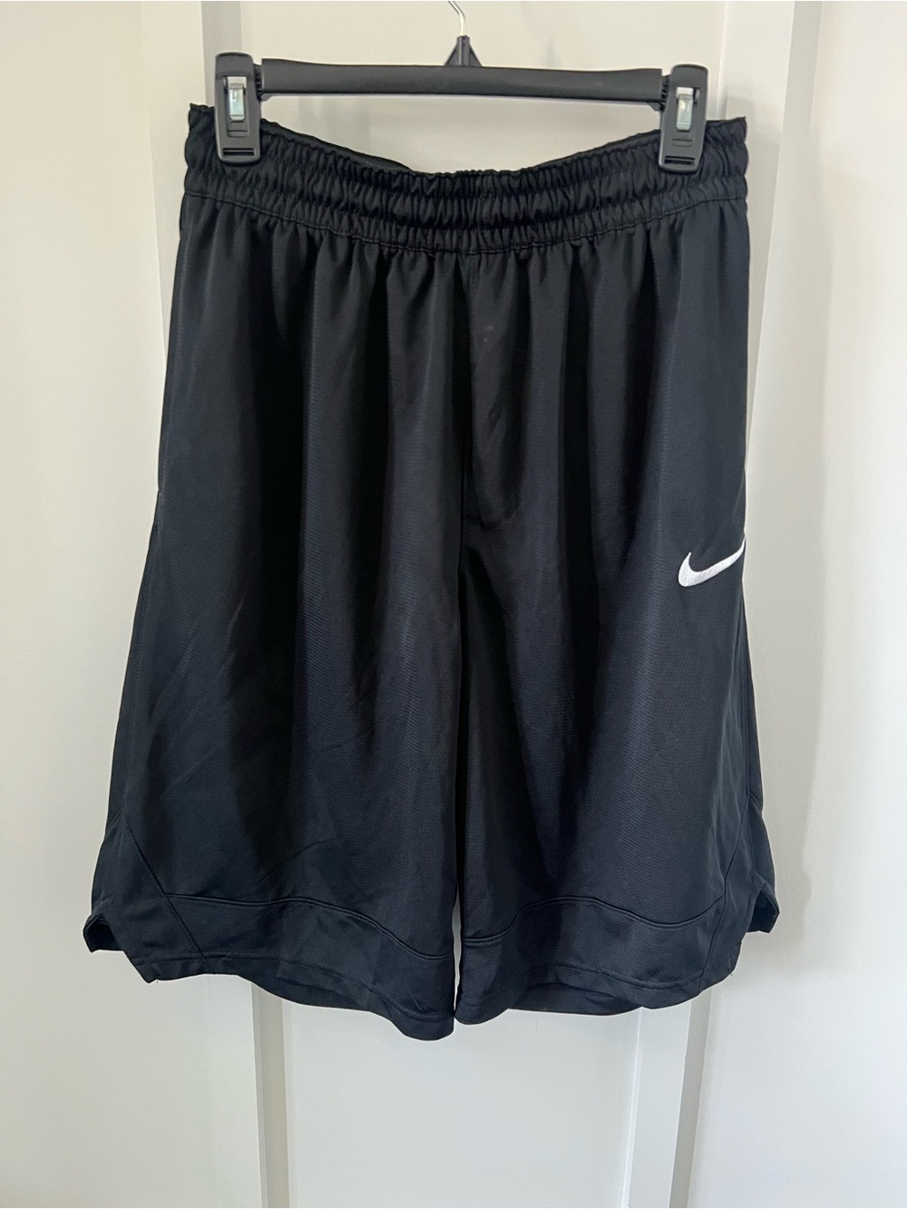 Nike Black Men's Performance Basketball Shorts with White Swoosh with pockets